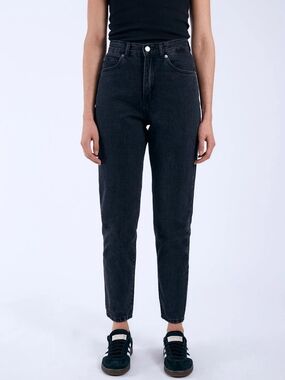 Dr. Denim Nora Jeans